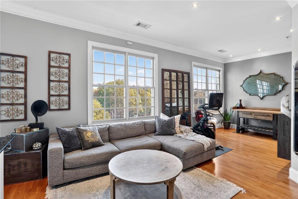 1055 Piedmont Avenue NE Unit 406 — photo