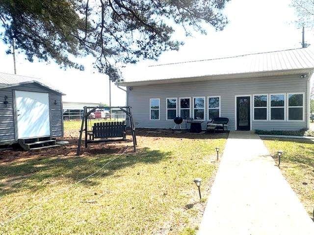 100 Sunset Drive — photo