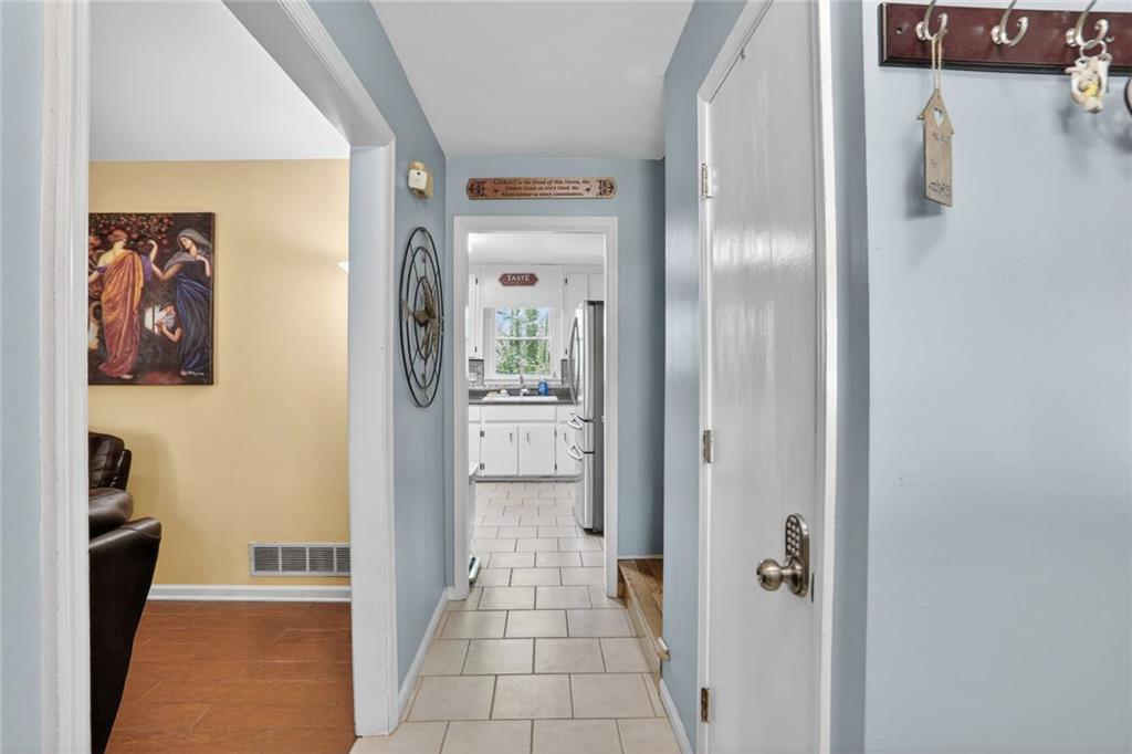 6431 Wright Road, Atlanta, GA 30328 — photo 3