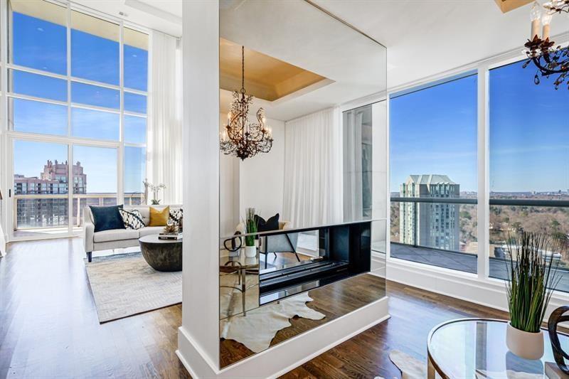 2881 Peachtree Road NE Unit 2405 — photo