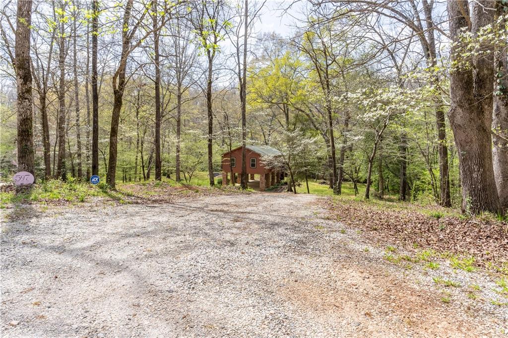 597 Meadow Brook Lane — photo