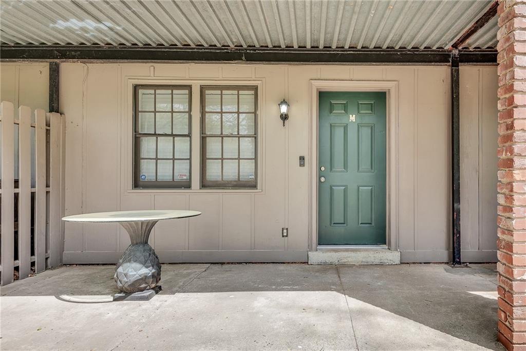 3083 Colonial Way Unit M — photo