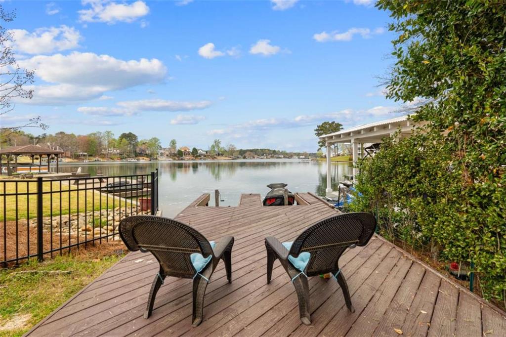 10119 Waterside Court — photo