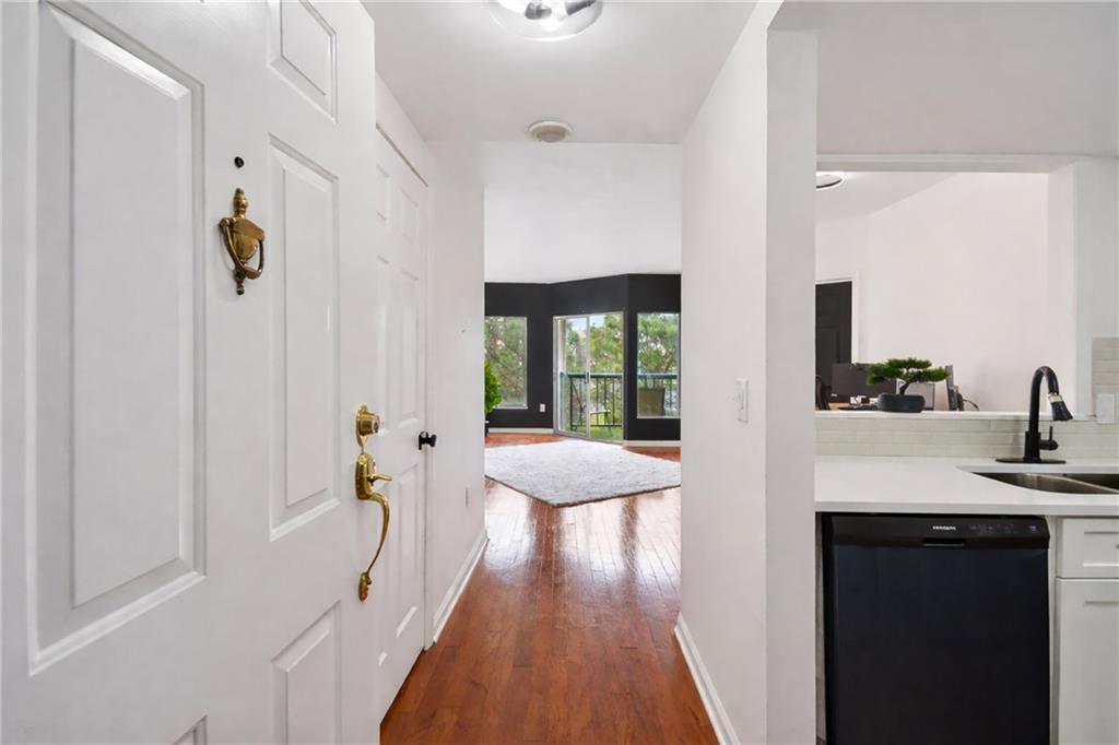 1 Biscayne Drive NW Unit 705 — photo