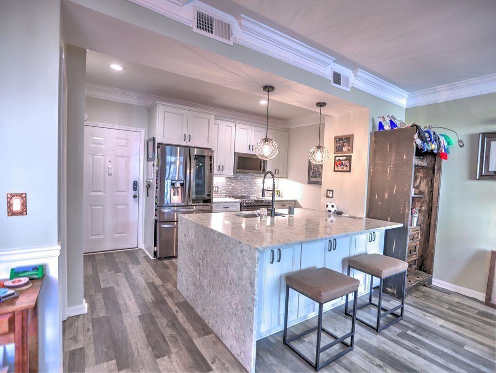 955 Juniper Street NE Unit 1116 — photo