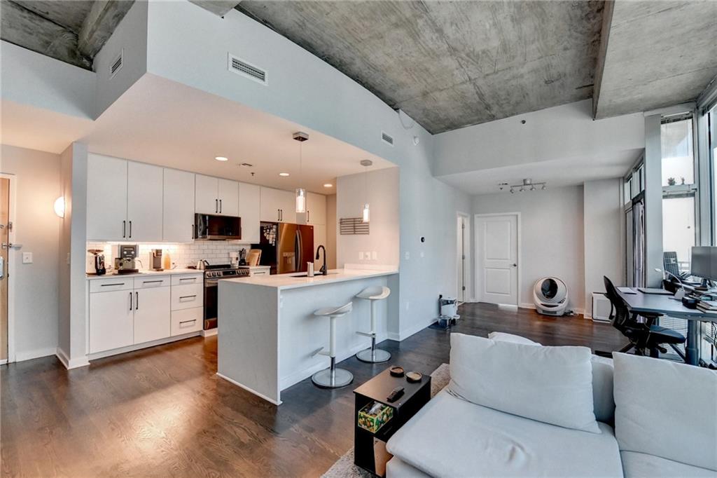 923 Peachtree Street NE Unit 1638 — photo