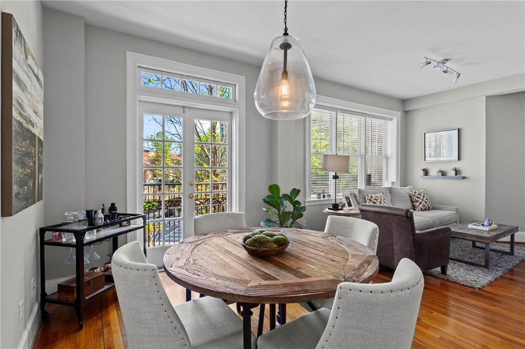 908 Juniper Street NE Unit 207 — photo
