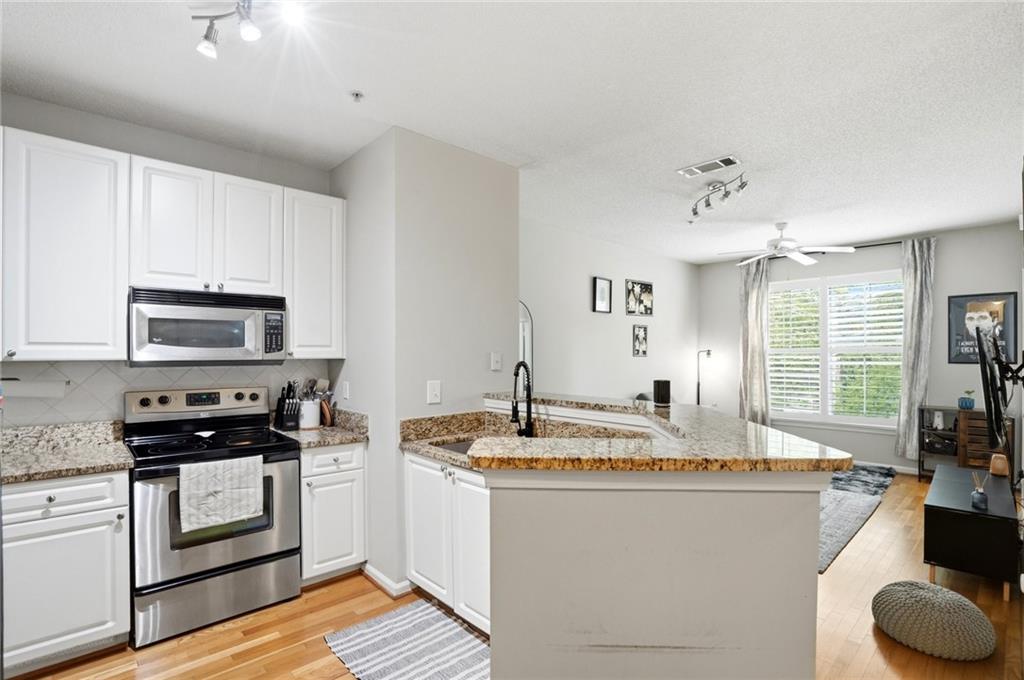 10 Perimeter Summit Boulevard NE Unit 1204 — photo