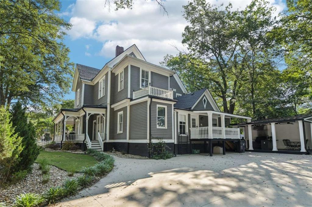 207 E Hightower Trail E — photo