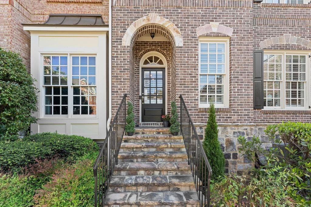 594 Parkside Village Way NW — photo