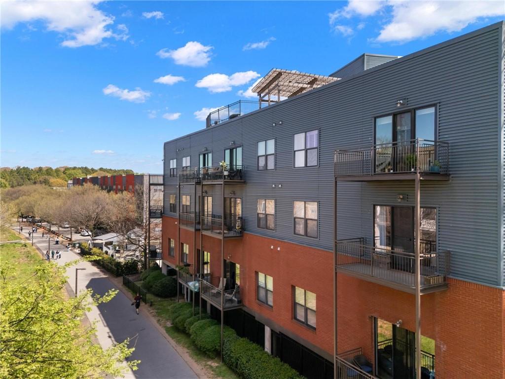 200 N Highland Avenue Unit 102 — photo