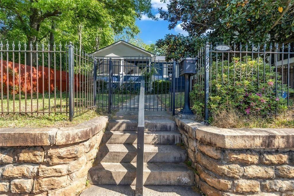 276 Logan Street SE — photo