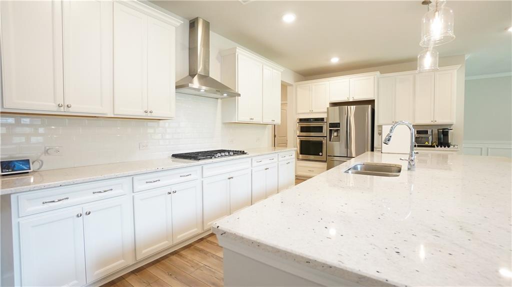 585 Briard Drive — photo