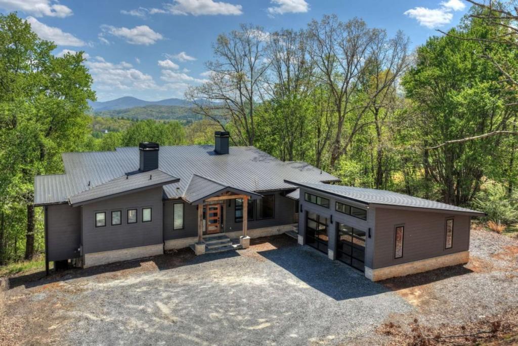 315 Blue Berry Ridge — photo