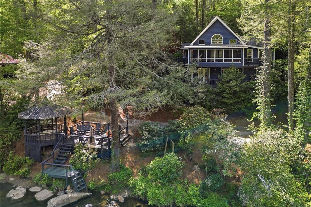 906 Riverside Lane, Blue Ridge, GA 30513