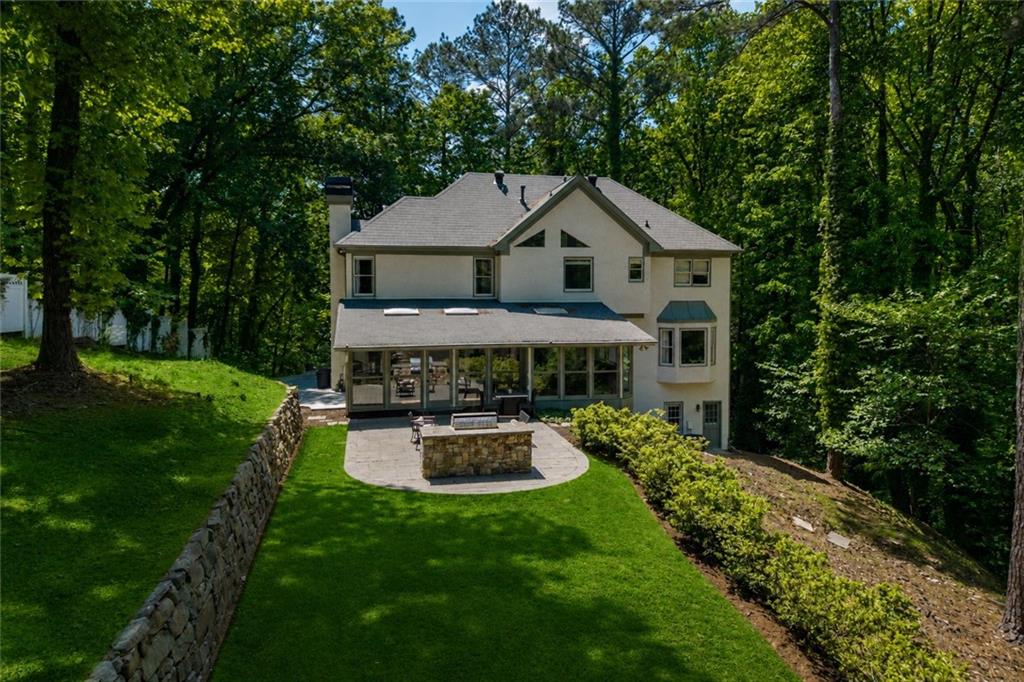 9570 Huntcliff Trace — photo