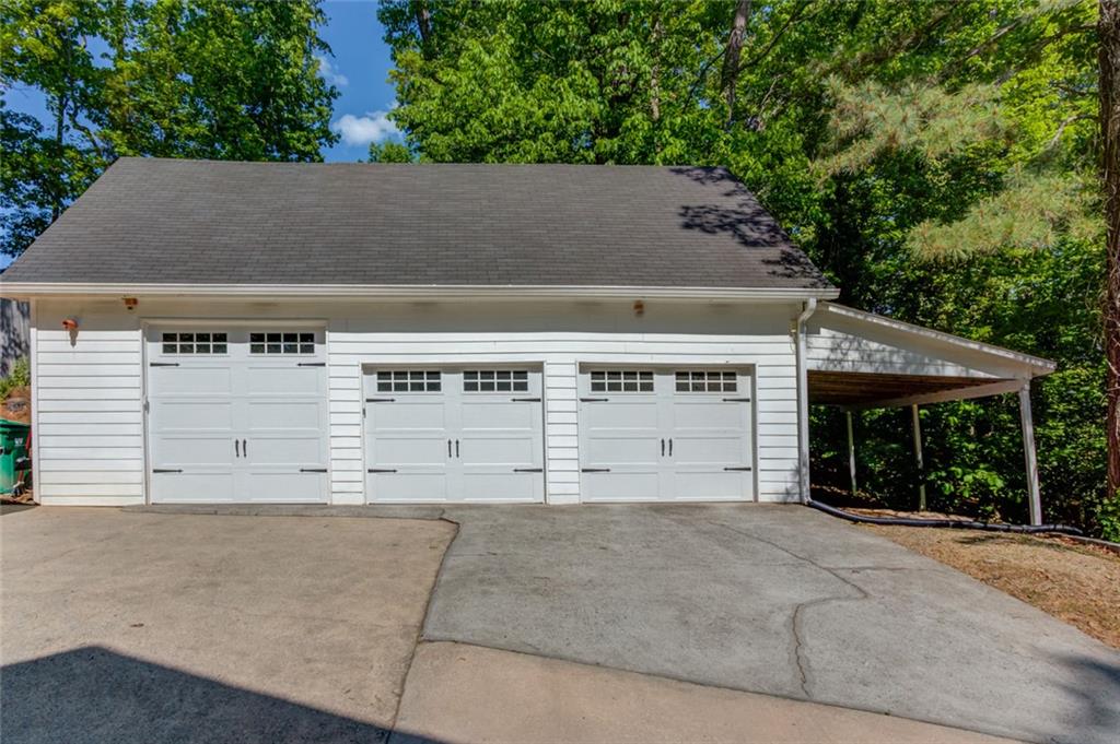 1051 Riverside Road, Sugar Hill, GA 30518 — photo 3