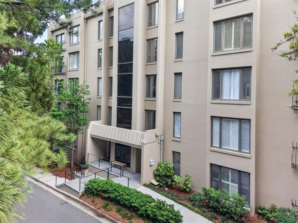 2769 Peachtree Road NE Unit 10 — photo
