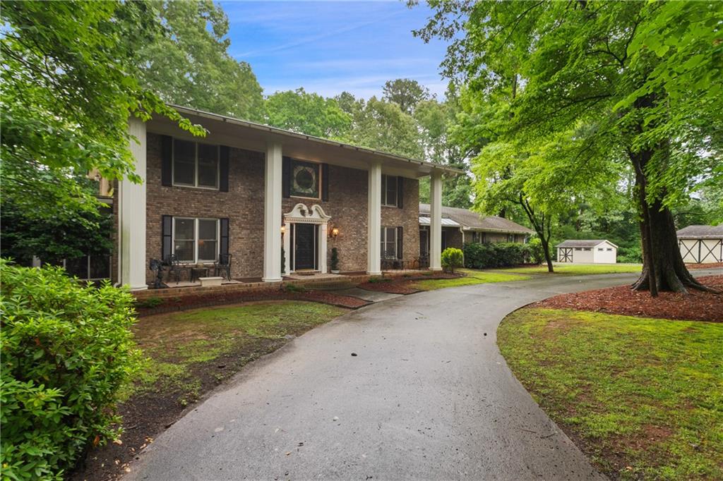 1025 Rays Road, Stone Mountain, GA 30083 — photo 2