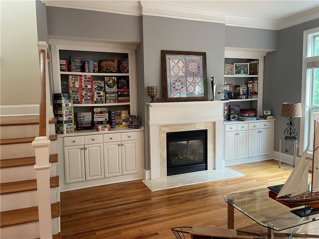 1581 Mosaic Way — photo