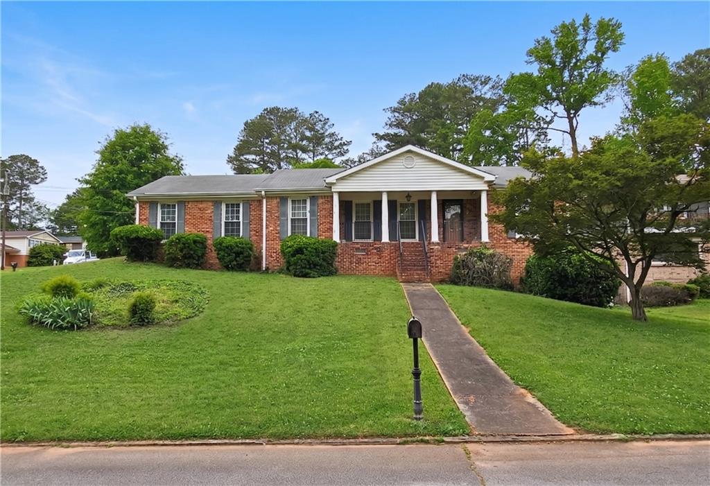 2739 Rainbow Ridge Road, Decatur GA 30034