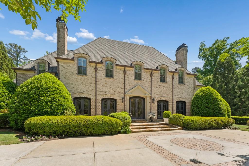 4235 Regency Court NW — photo