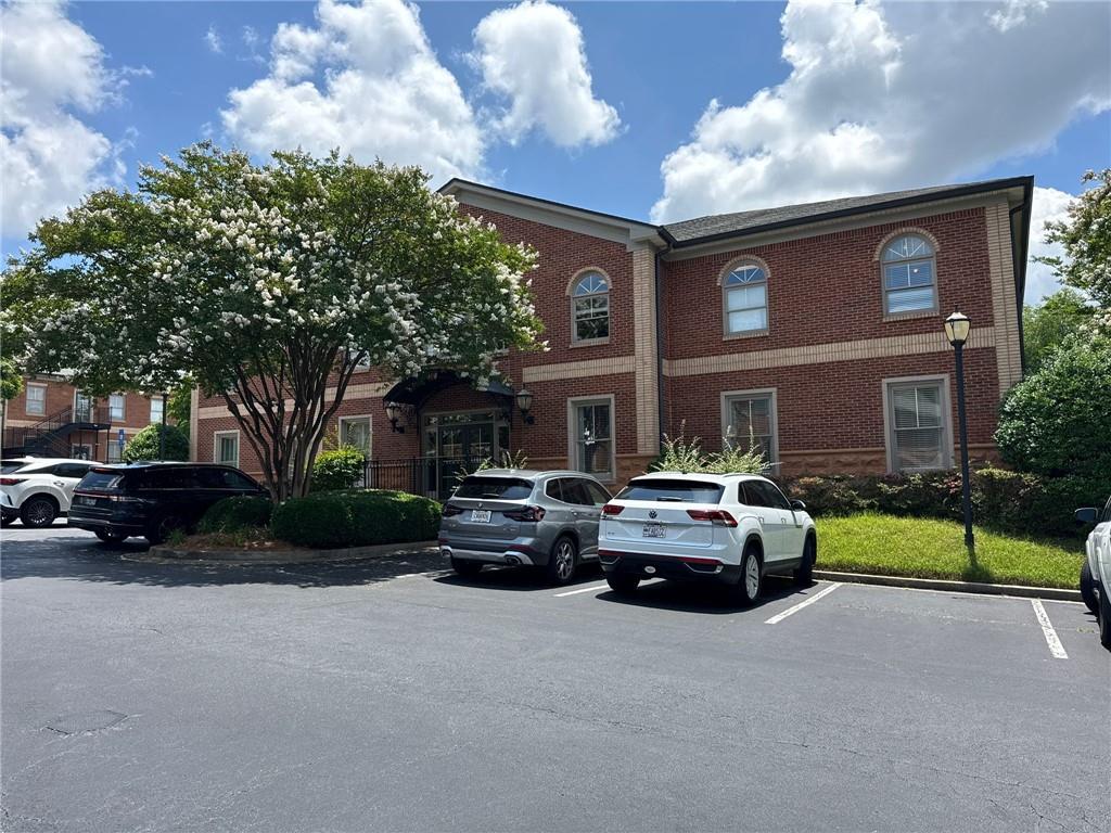 4080 Mcginnis Ferry Road Unit 404 — photo