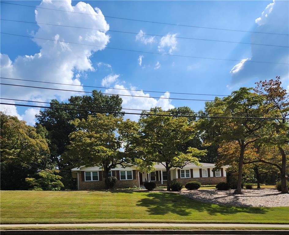 1554 Cooper Lake Road SE — photo