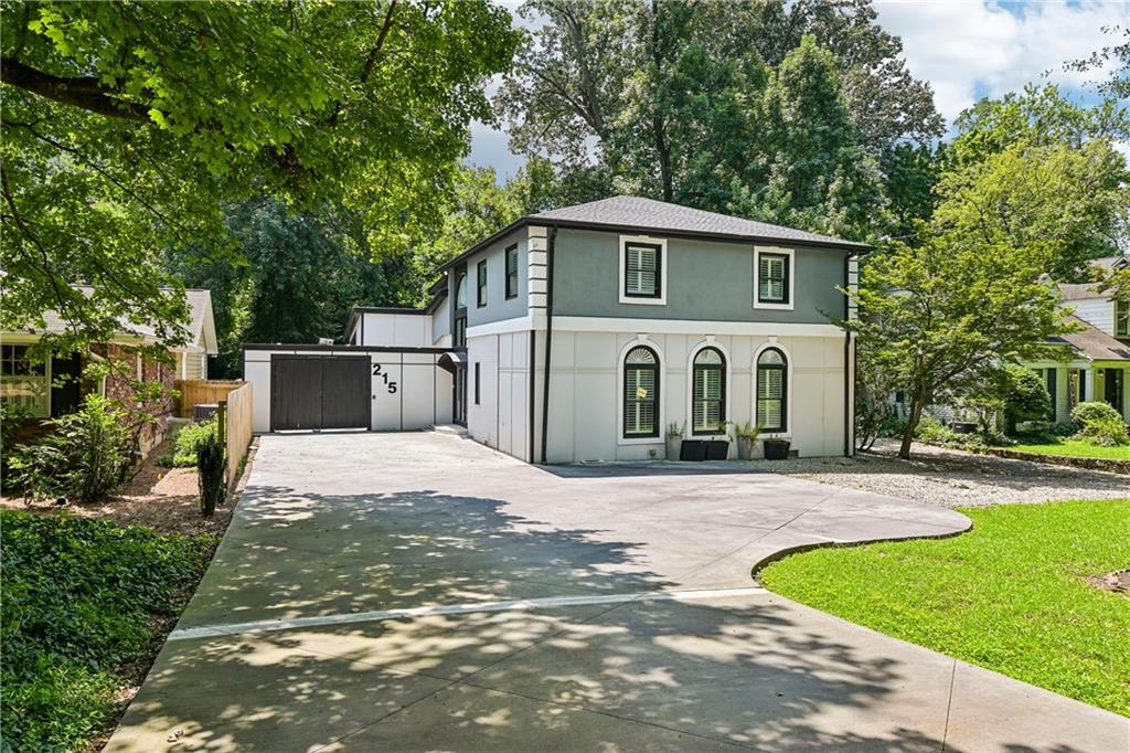 215 Camden Road NE — photo