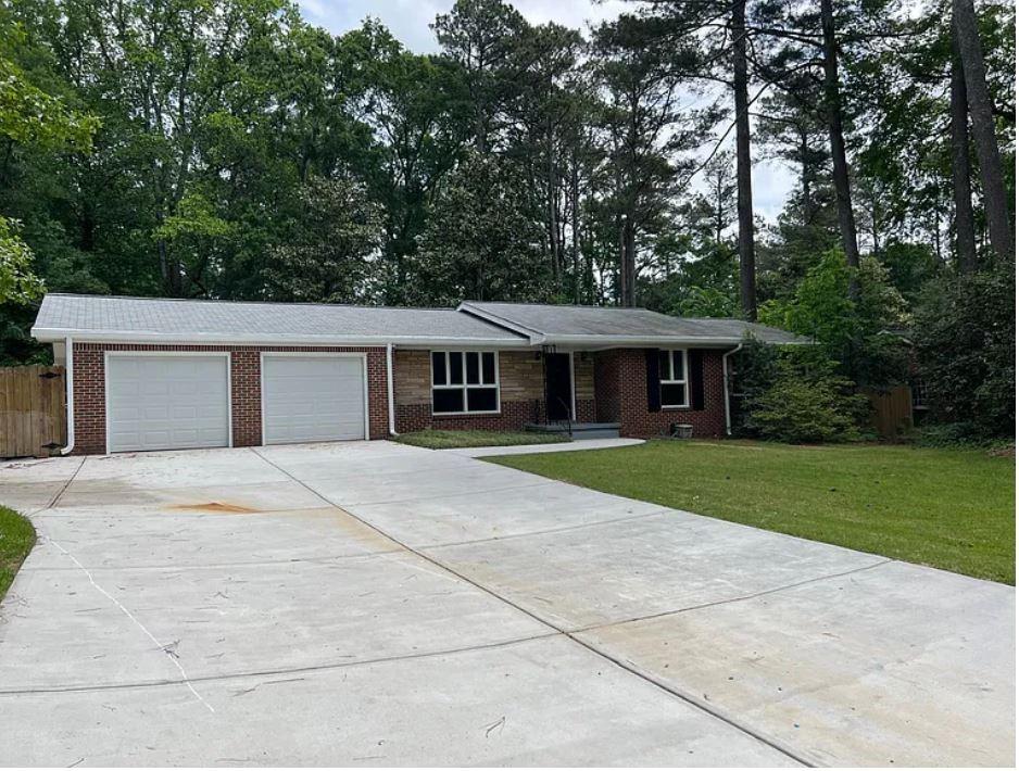 3284 Embry Circle — photo