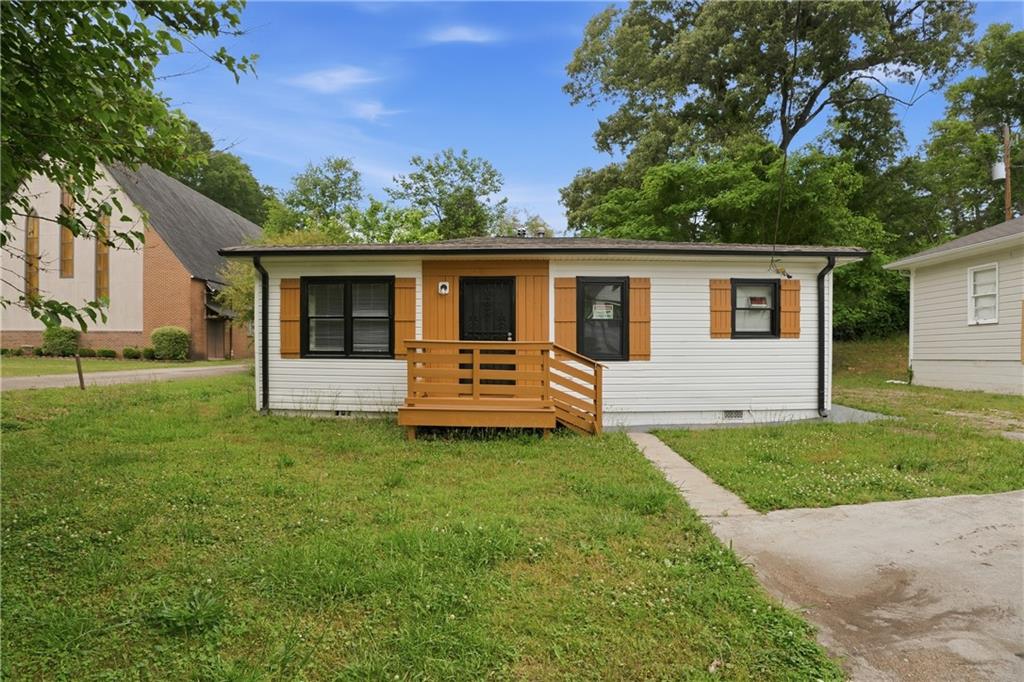 1620 Eastland Road SE — photo