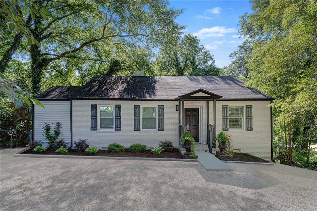 151 Munson Drive — photo