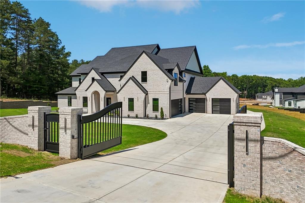 3207 Thompson Mill Road — photo