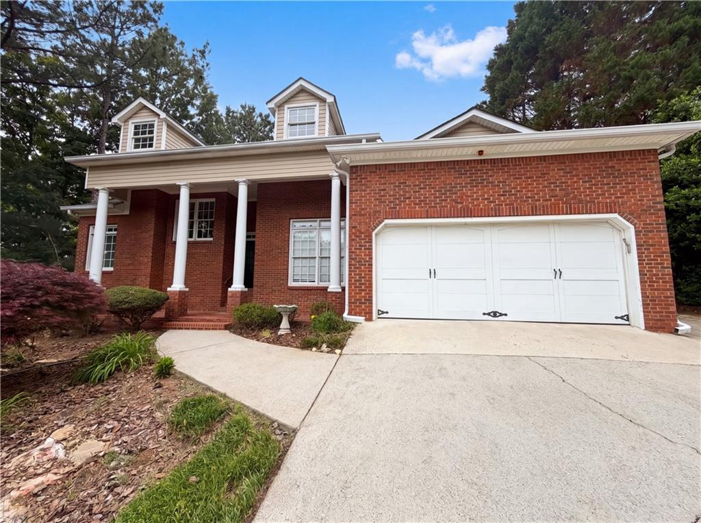2298 Camden Drive SW — photo