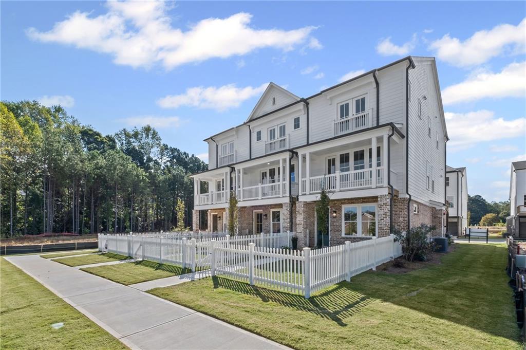 217 Village Overlook Unit H3 — photo