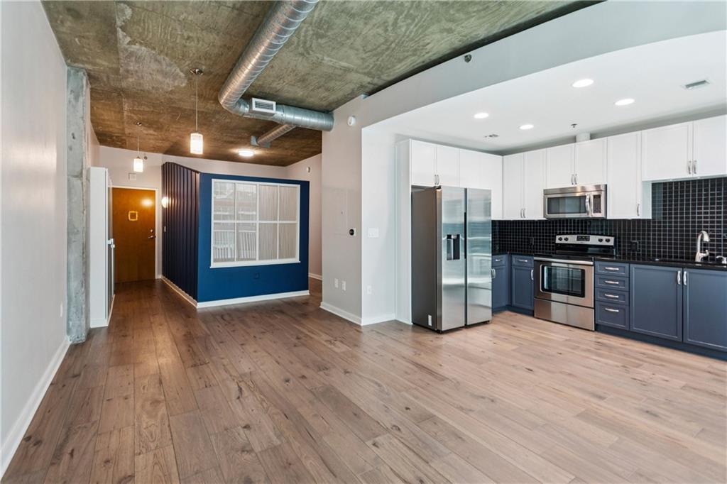 923 Peachtree Street NE Unit 1523 — photo