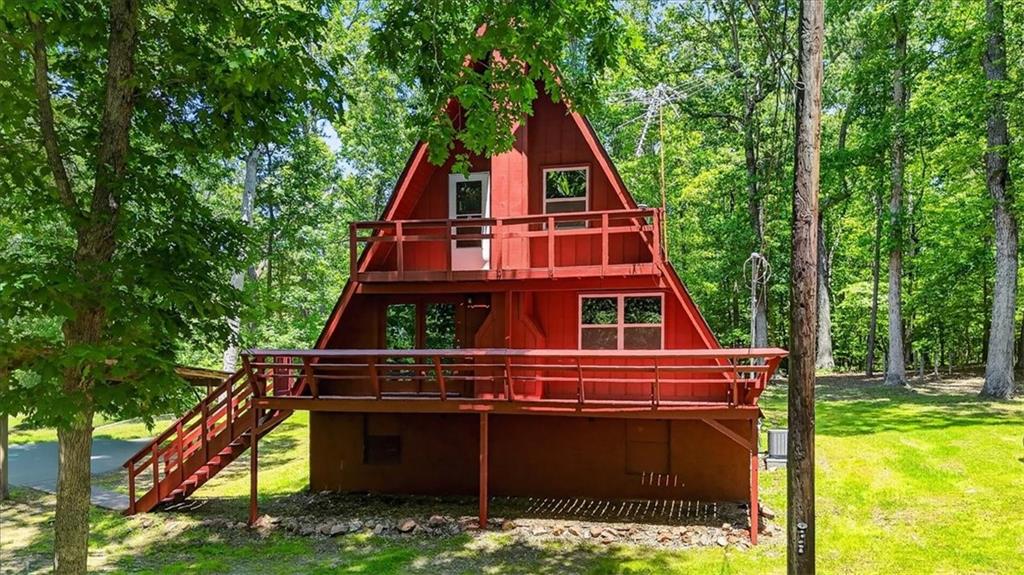 421 Lusk Court — photo