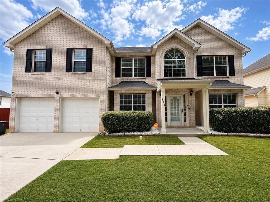609 Vaughan Drive — photo