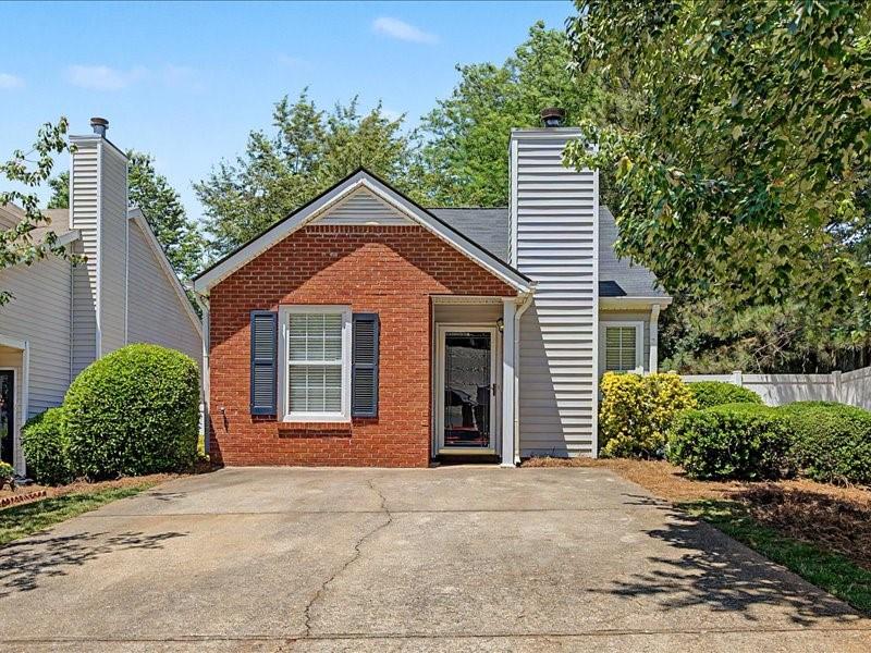 1075 Daventry Crossing — photo