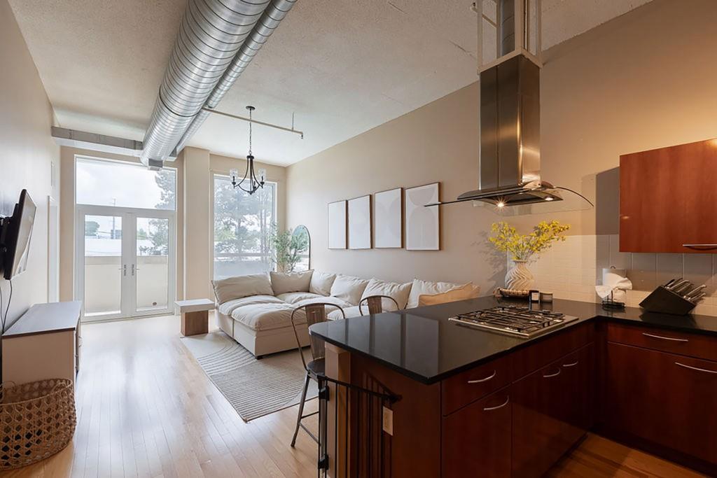 3820 Roswell Road Unit 205 — photo