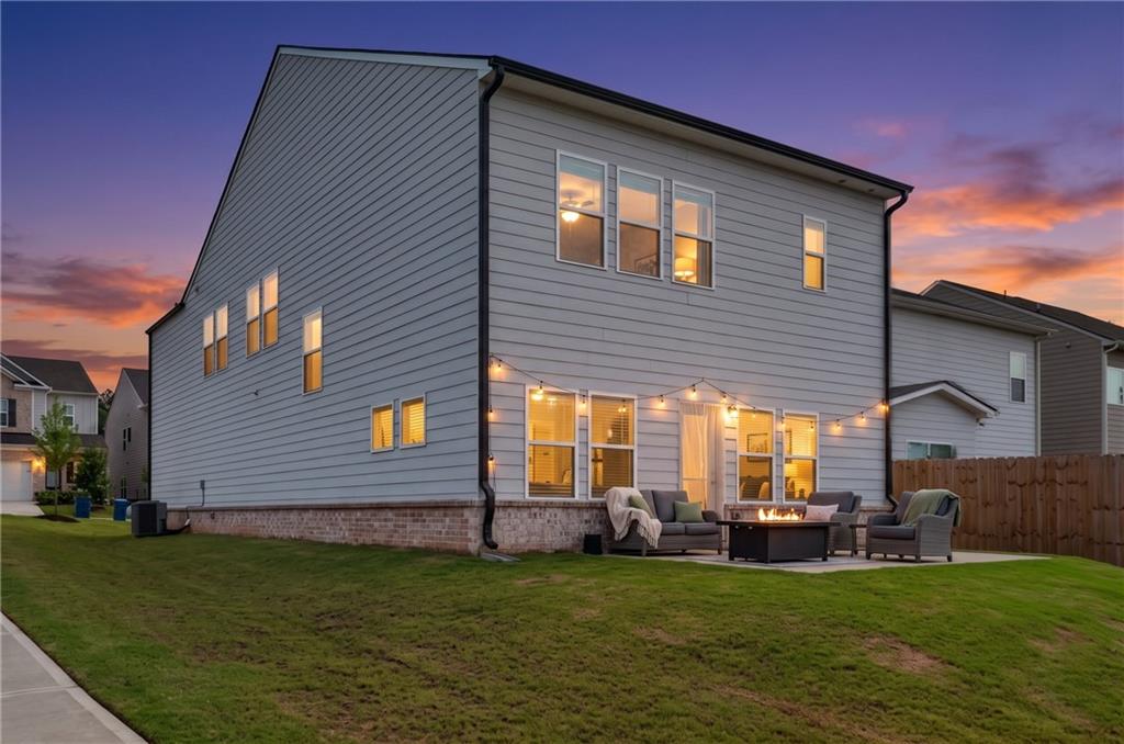 Home in Hoschton, GA 30548 — photo 2
