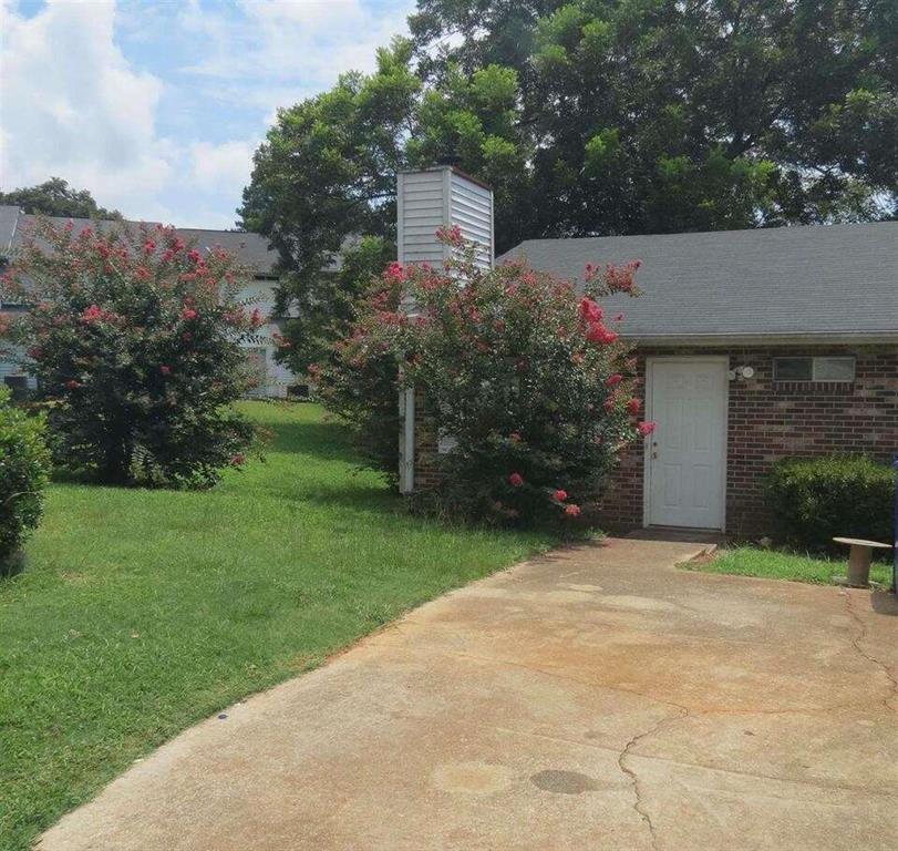 1755 Fox Chase Court — photo