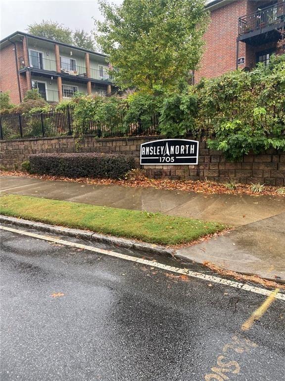 1705 Monroe Drive NE Unit C09 — photo