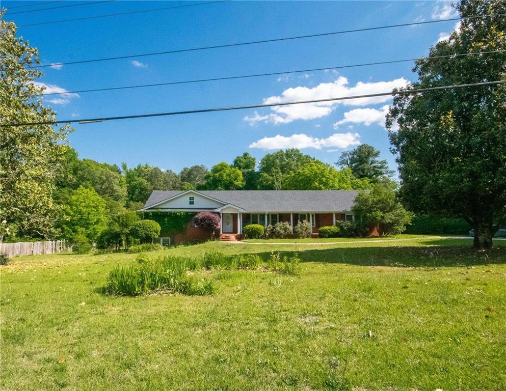 6980 Rivertown Road — photo