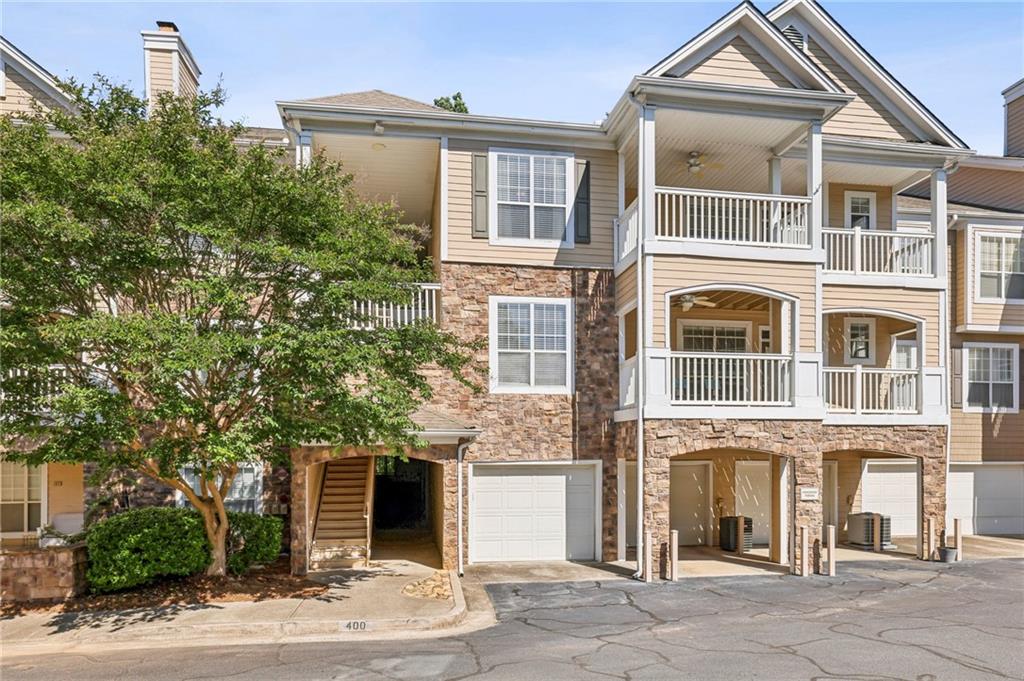 436 Pembrooke Circle Unit 436 — photo
