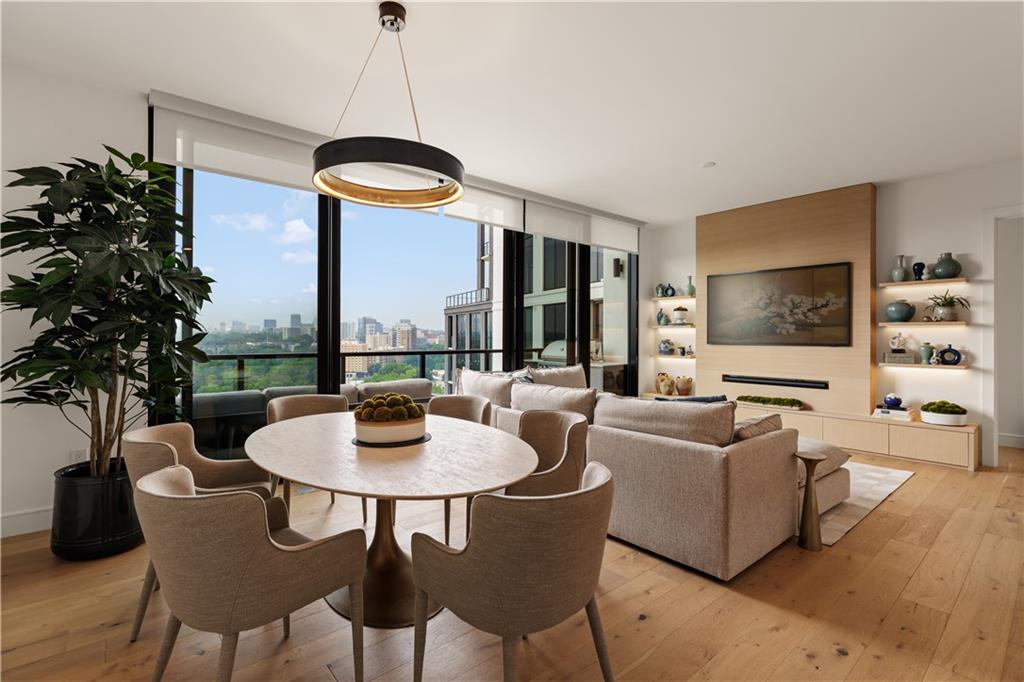 2425 Peachtree Road NE Unit 1406 — photo