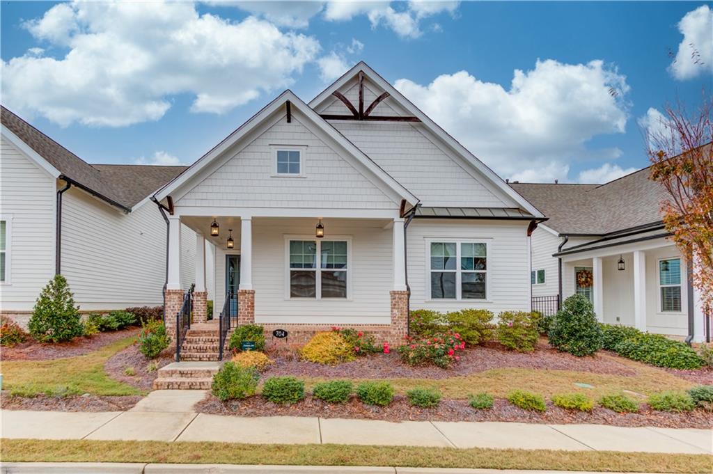 704 Hickory Hollow Walk — photo