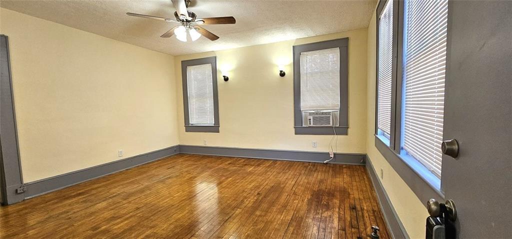 800 Verner Street NW Unit 4 — photo