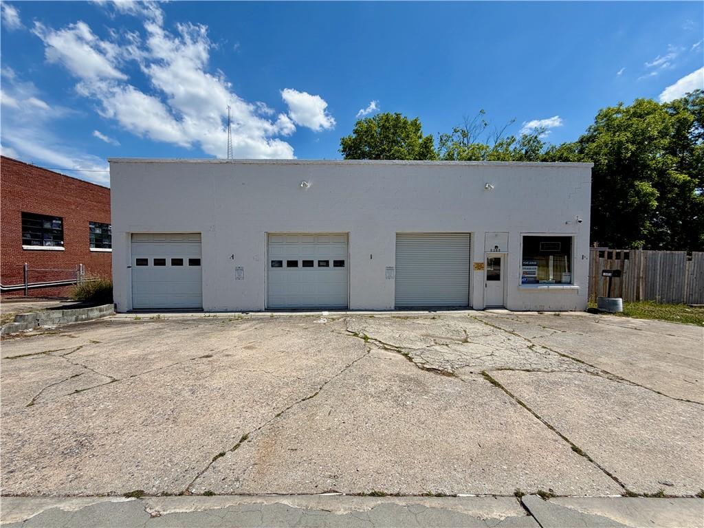 12471 Veterans Memorial Highway — photo