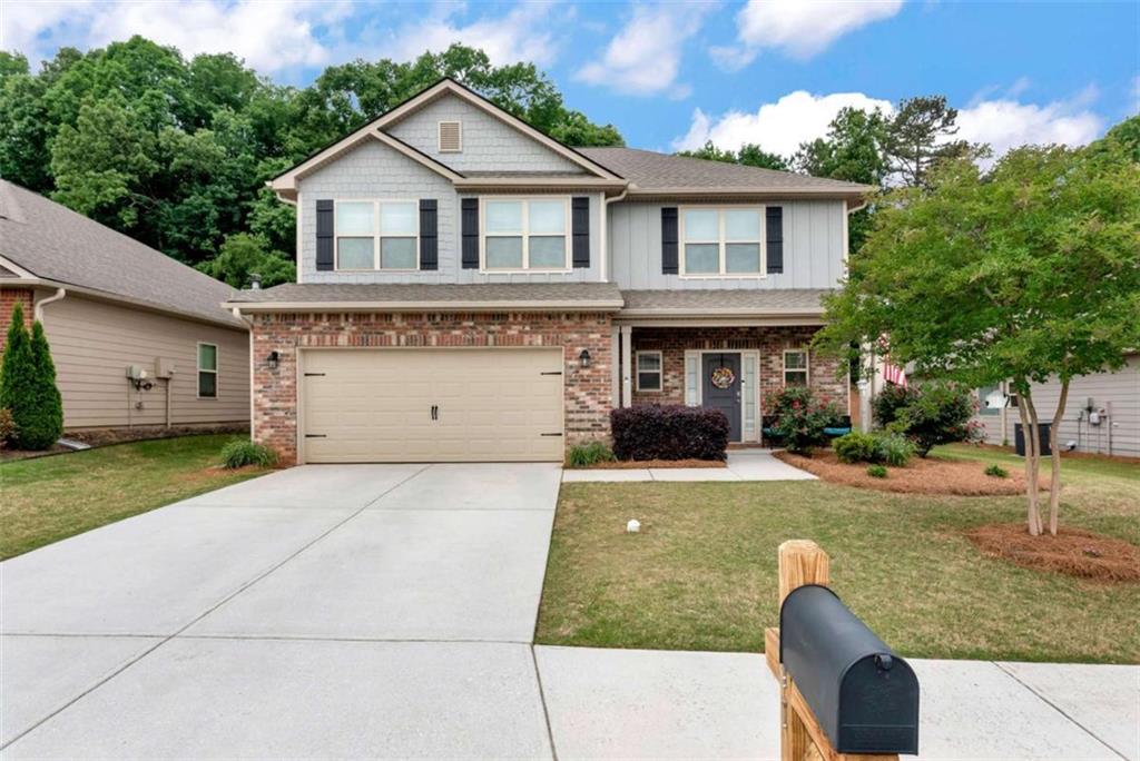 447 Brooks Village Drive — photo